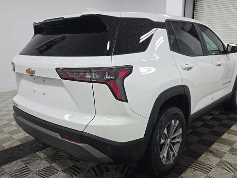 Used 2026 Chevrolet Equinox LT FWD image 5