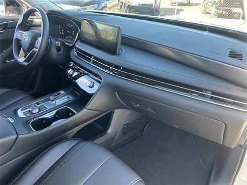 Certified 2023 INFINITI QX60 Luxe w/ Performance Audio Package image 13