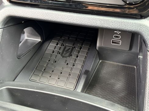 New 2025 Ford Ranger XLT w/ Equipment Group 301A High image 19