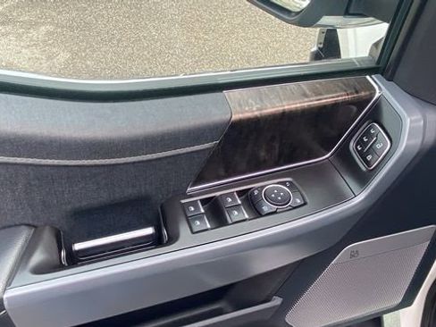 Used 2023 Ford F150 Lariat w/ Equipment Group 502A High AWD/4WD image 19