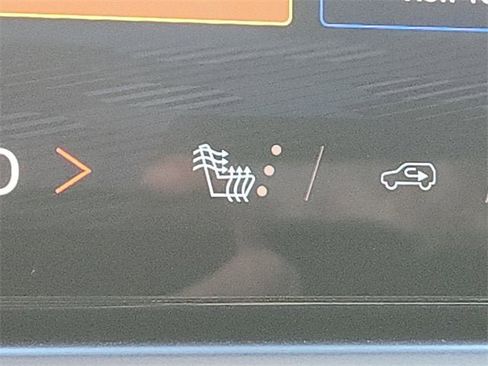 New 2026 Chevrolet Equinox EV LT image 21