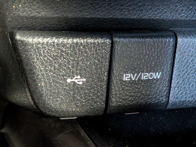 Used 2024 Toyota Camry SE FWD image 27