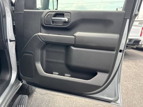 New 2026 Chevrolet Silverado 2500 Custom w/ Custom Value Package AWD/4WD image 15