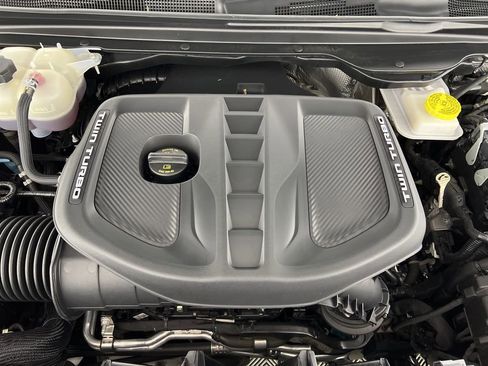 Used 2025 RAM 1500 Limited AWD/4WD image 28