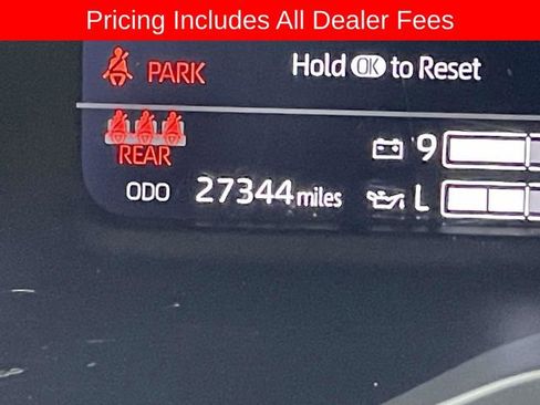 Used 2024 Toyota Tundra Limited AWD/4WD image 25
