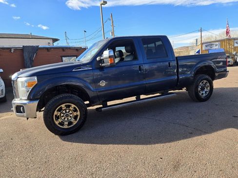 Used 2015 Ford F250 Lariat w/ Lariat Ultimate Package image 5