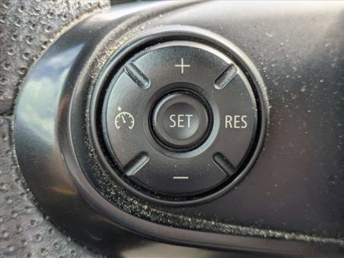 Used 2015 MINI Cooper S image 11