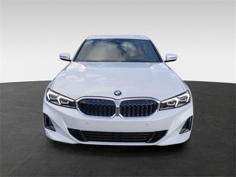 Certified 2025 BMW 330i xDrive Sedan image 13