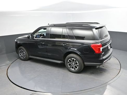 Used 2024 Ford Expedition XLT AWD/4WD image 43
