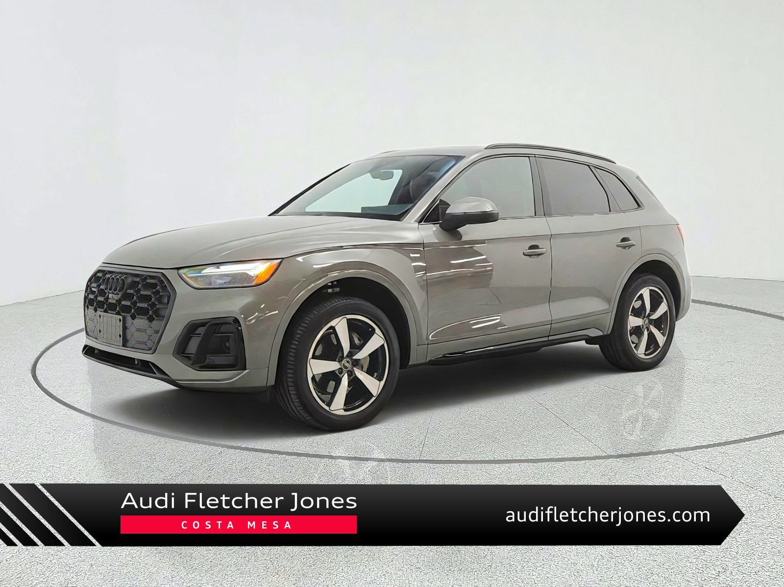 Used 2023 Audi Q5 2.0T Premium Plus w/ Premium Plus Package AWD/4WD image 1