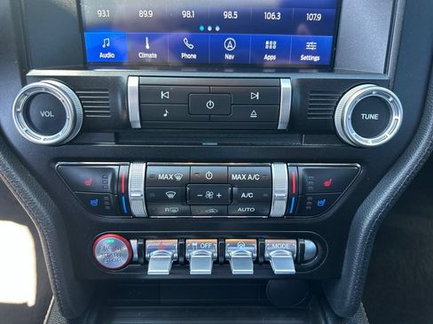 Used 2022 Ford Mustang GT Premium w/ Equipment Group 401A RWD image 4
