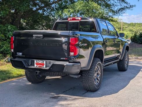 New 2026 Chevrolet Colorado ZR2 w/ Technology Package AWD/4WD image 2