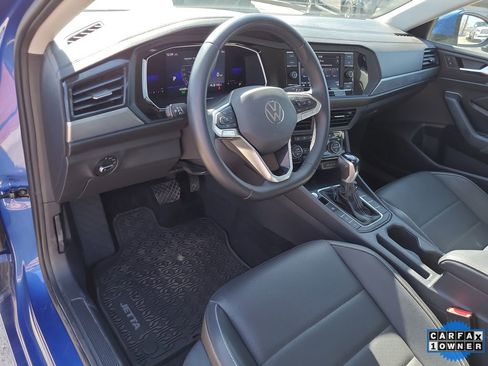 Used 2022 Volkswagen Jetta SE image 14
