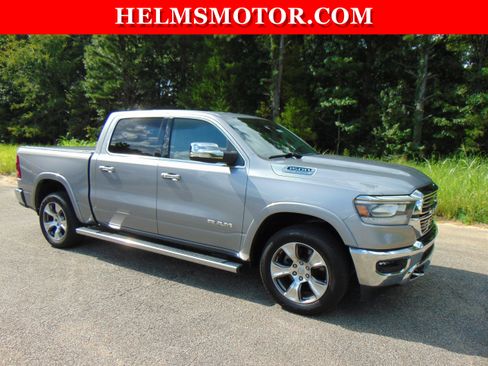 Used 2021 RAM 1500 Laramie AWD/4WD image 13