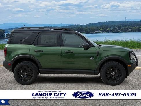 New 2025 Ford Bronco Sport Outer Banks w/ Sasquatch Outer Banks Package AWD/4WD image 2