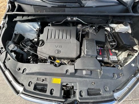 Used 2015 Toyota Highlander Limited image 33