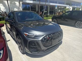 Used 2025 Audi SQ5 Premium Plus video 2