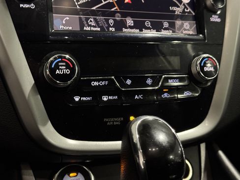 Used 2020 Nissan Murano SL w/ Moonroof Package image 10