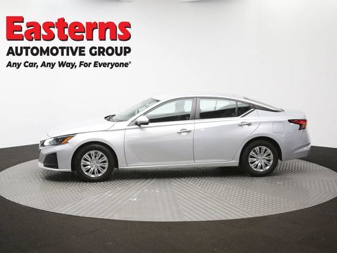 Used 2023 Nissan Altima 2.5 S FWD image 57
