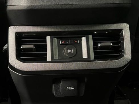 Used 2025 Ford F350 Platinum image 46