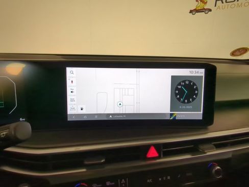 New 2026 Kia Sorento SX Prestige w/ Olive Brown Leather Package image 23