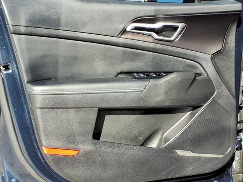 Used 2023 Kia Sportage EX w/ EX Premium Package image 15