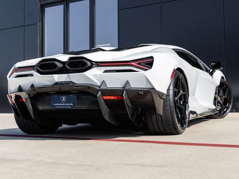 Used 2024 Lamborghini Revuelto AWD/4WD image 9