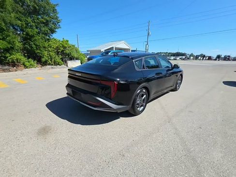 Used 2026 Kia K4 FWD image 2