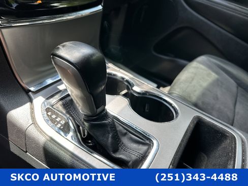 Used 2020 Jeep Grand Cherokee Altitude image 23