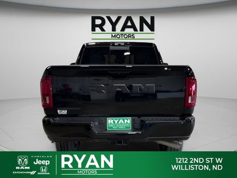 New 2026 RAM 2500 Laramie AWD/4WD image 4
