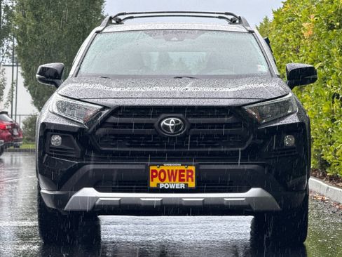 Used 2019 Toyota RAV4 Adventure AWD/4WD image 9