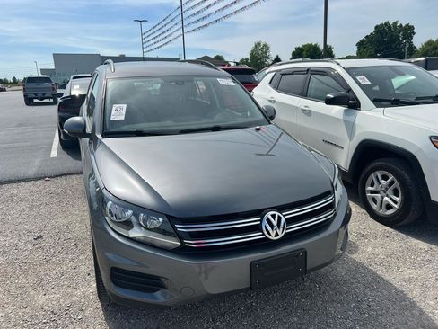 Used 2016 Volkswagen Tiguan S FWD image 2