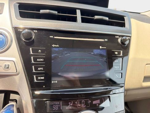 Used 2017 Toyota Prius V Four FWD image 27
