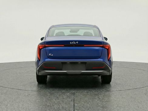 Used 2025 Kia K4 LXS image 7