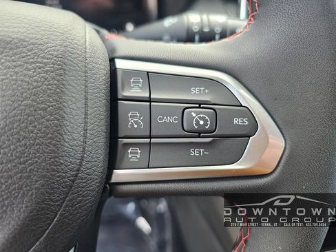 New 2026 Jeep Compass Trailhawk AWD/4WD image 18