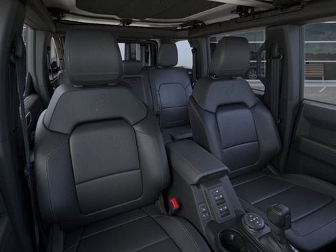 New 2025 Ford Bronco Badlands AWD/4WD image 10