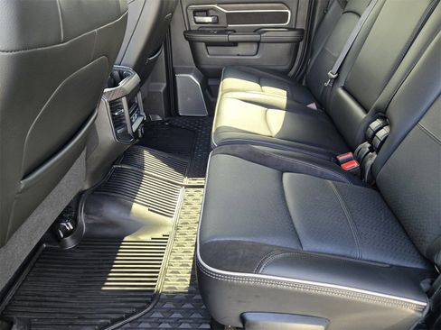 Used 2025 RAM 3500 Laramie image 29