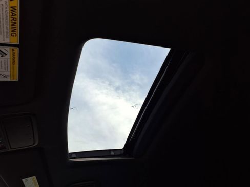 Used 2024 Honda Passport Black Edition image 12