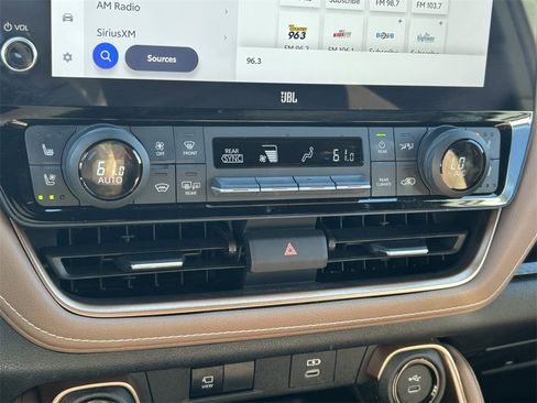 Used 2024 Toyota Grand Highlander AWD Hybrid image 38