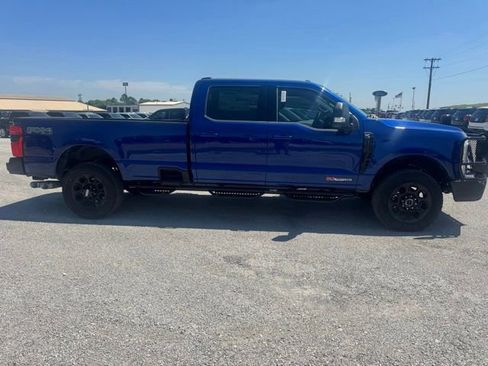 New 2026 Ford F250 XLT w/ XLT Premium Package AWD/4WD image 7