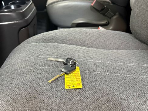 Used 2024 GMC Savana 2500 w/ Driver Convenience Package image 24