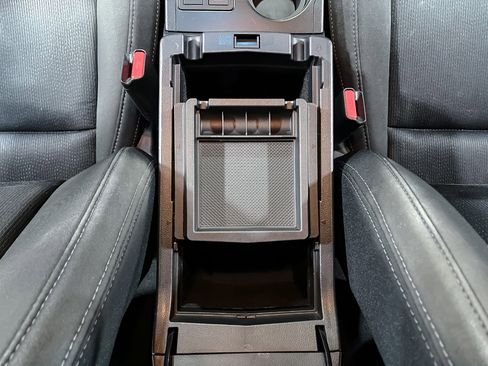 Used 2016 Subaru Legacy 2.5i Premium w/ Moonroof Package image 29