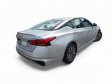 Used 2024 Nissan Altima 2.5 SV image 4