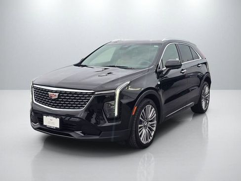 Used 2024 Cadillac XT4 Premium Luxury w/ Active Safety Package FWD image 2