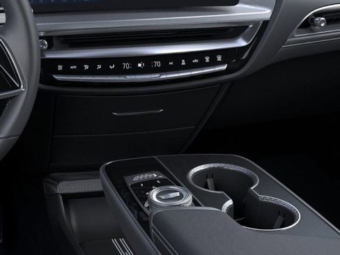 New 2025 Cadillac Lyriq Luxury w/ LPO, Floor Liner Package image 23