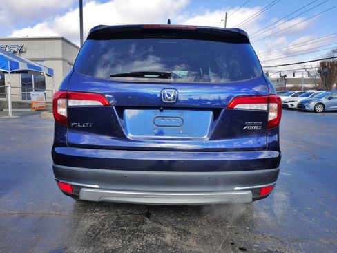 Used 2020 Honda Pilot Touring image 6