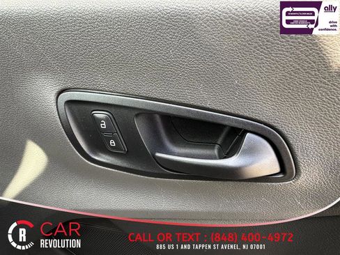 Used 2022 Ford Transit 350 Low Roof AWD image 29