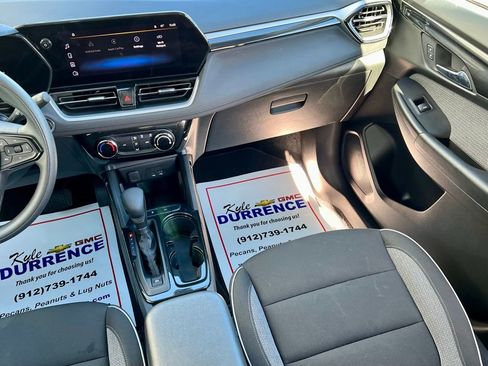 Used 2025 Chevrolet TrailBlazer LT image 18