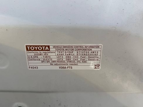 Used 2025 Toyota Tundra TRD Pro w/ Tow Tech Package AWD/4WD image 22