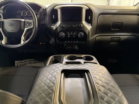 Used 2020 Chevrolet Silverado 1500 LT Trail Boss image 21